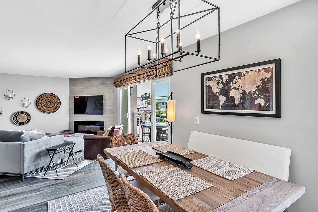 5366 La Jolla Blvd photo 3