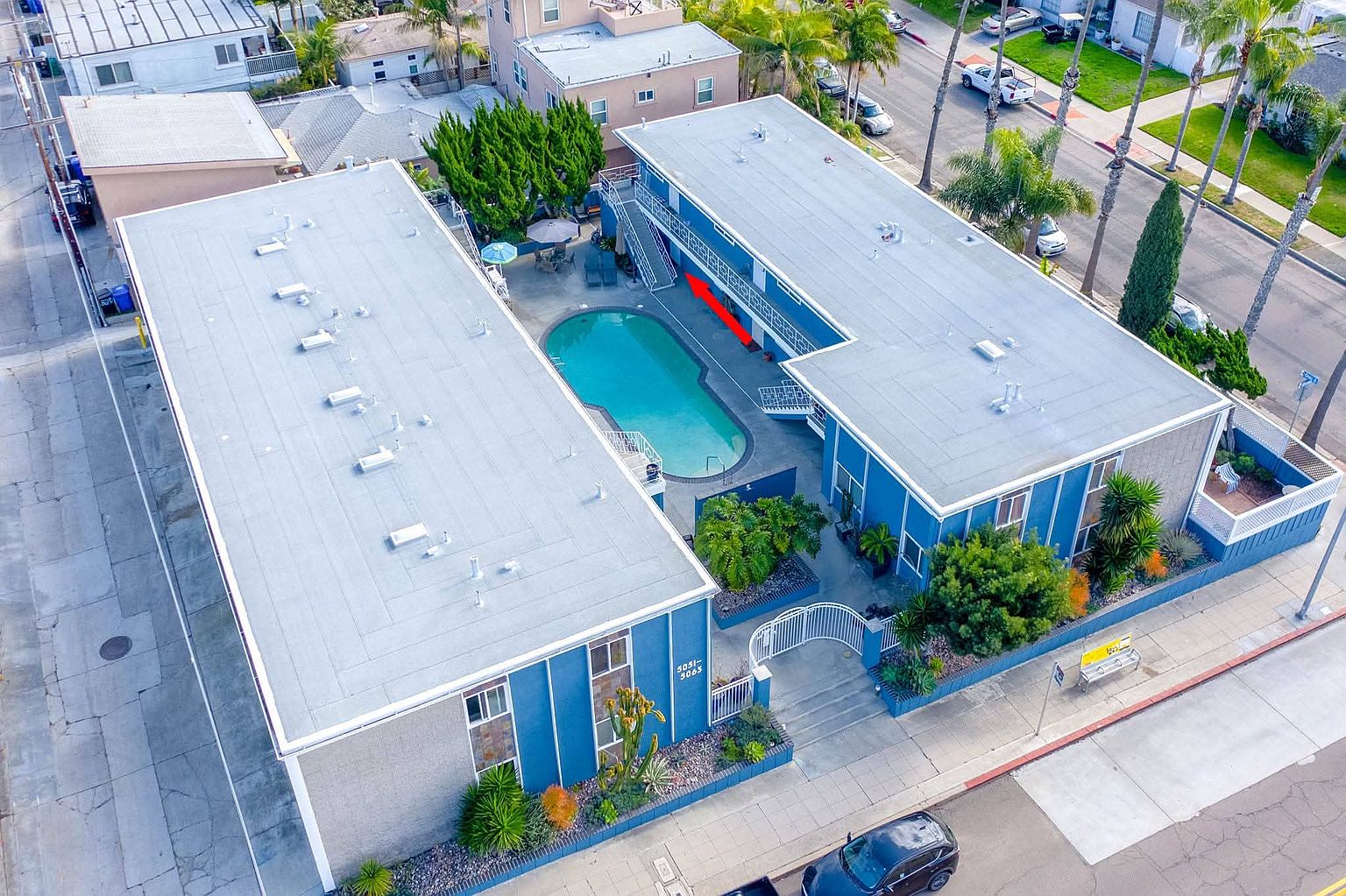 5063 Mission Blvd photo 3