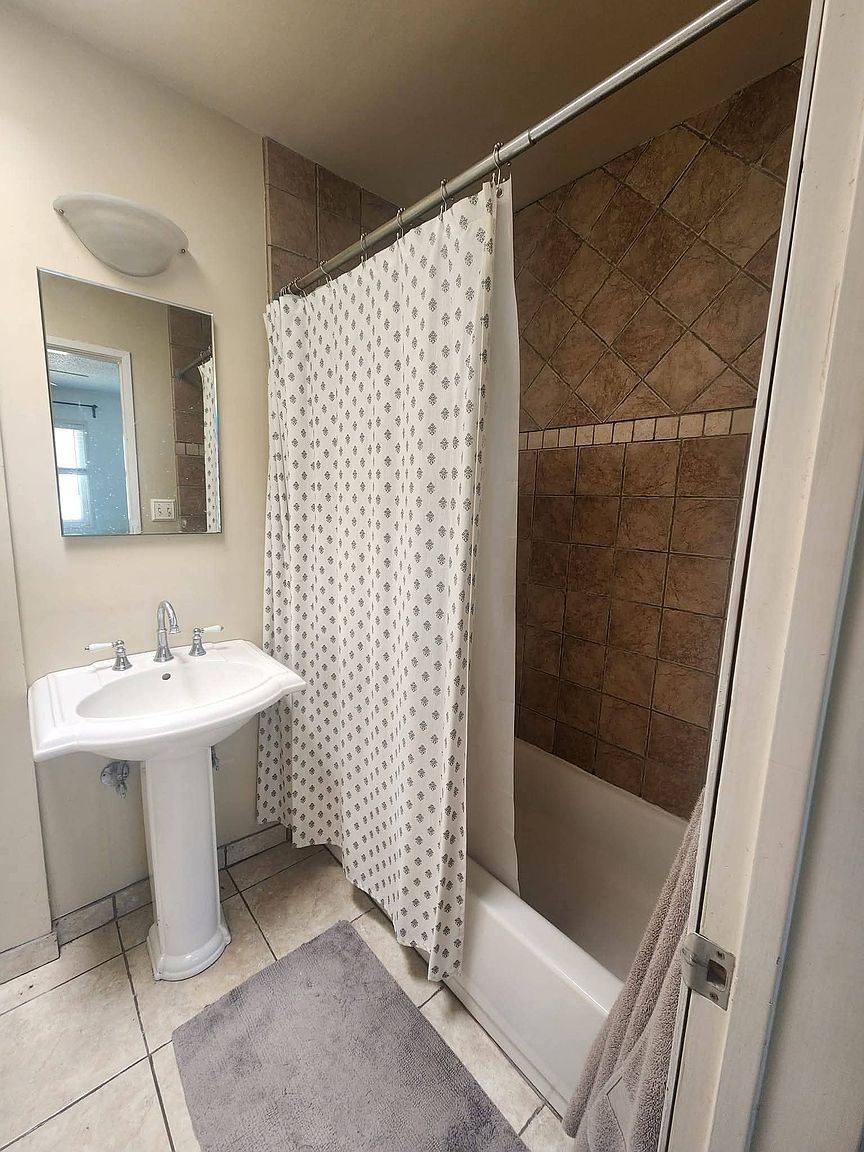 5063 Mission Blvd photo 5