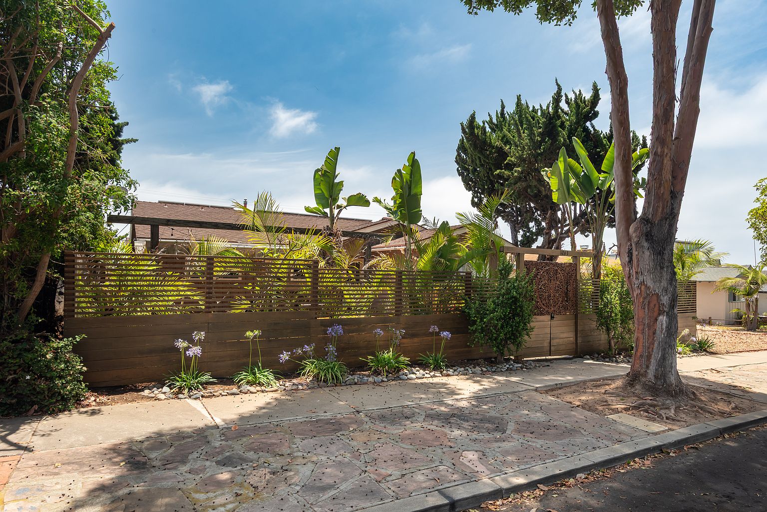1263 Tourmaline St photo 2