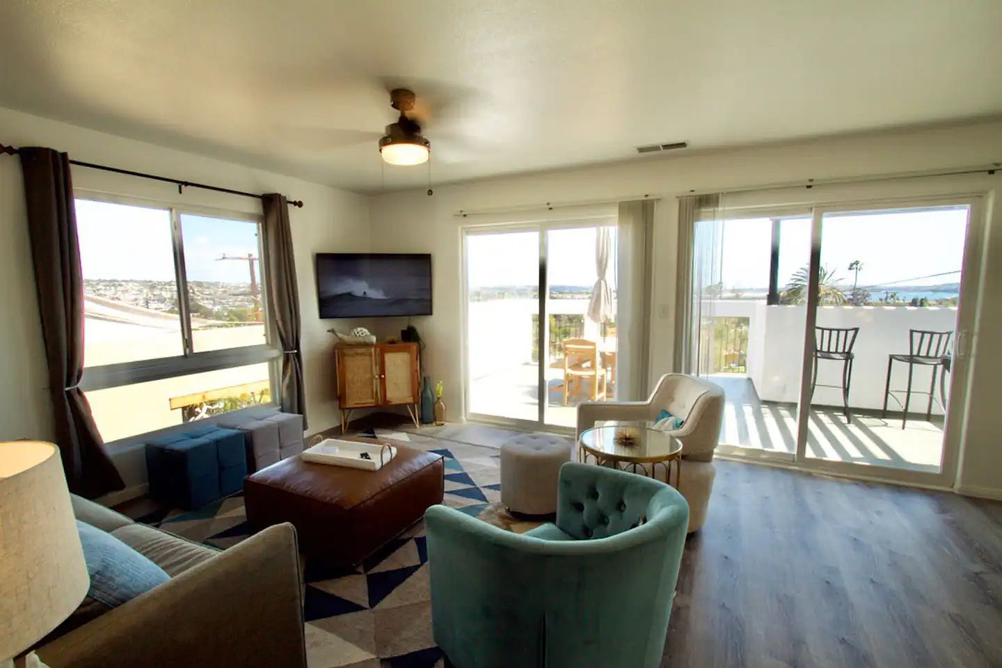 2306 Chalcedony St photo 4