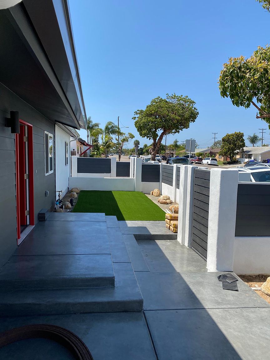4212 Clairemont Dr photo 3