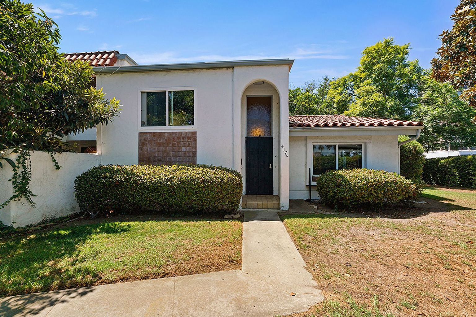 5356 Mount Alifan Dr photo 2
