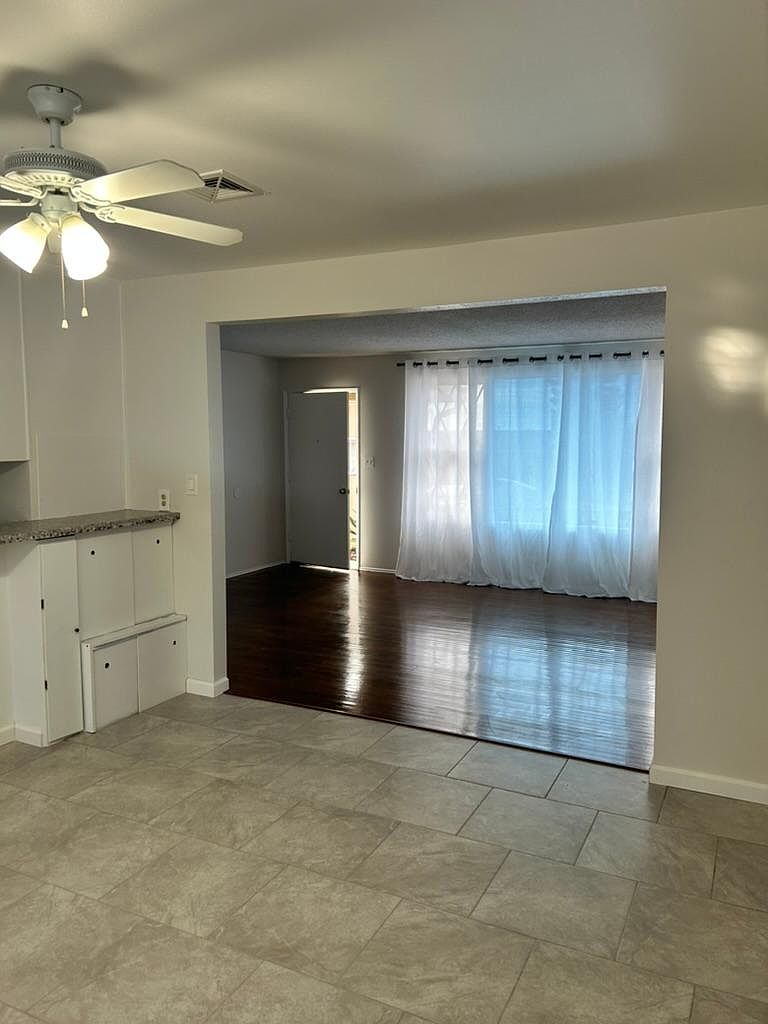 3879 Antiem St photo 3