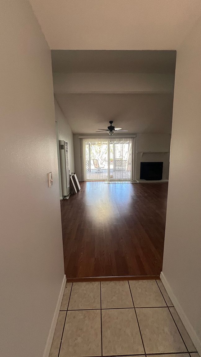 3465 Marathon Dr photo 3