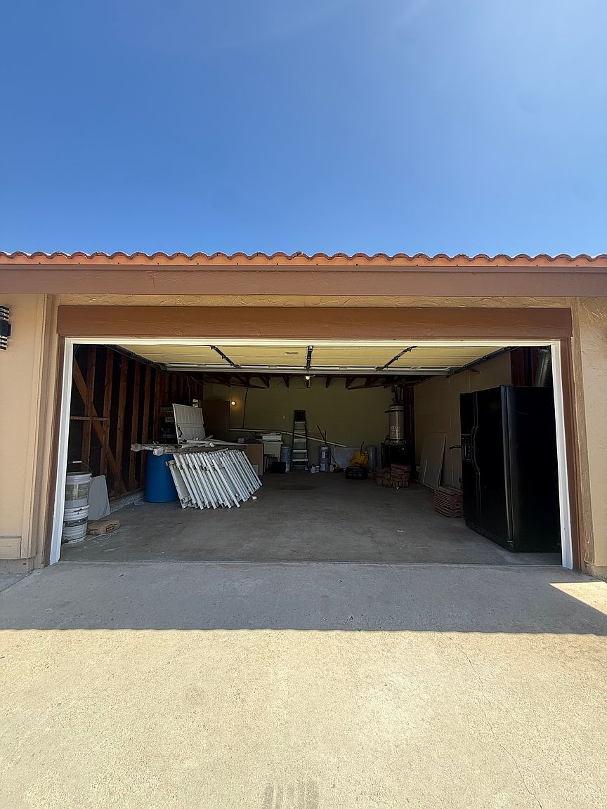 4495 La Cuenta Dr photo 2