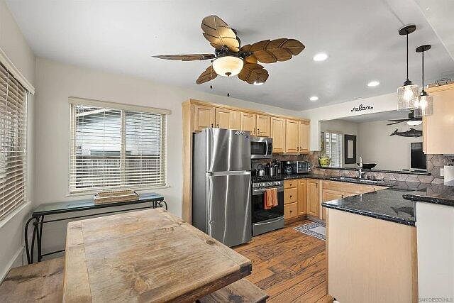 715 Toulon Ct photo 5
