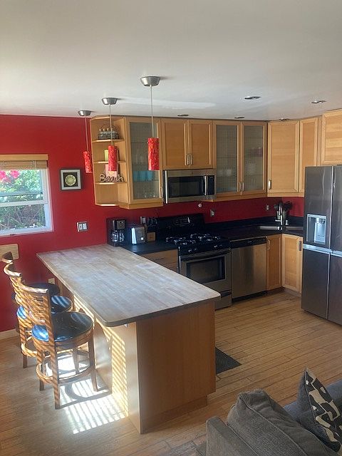 822 Queenstown Ct photo 4