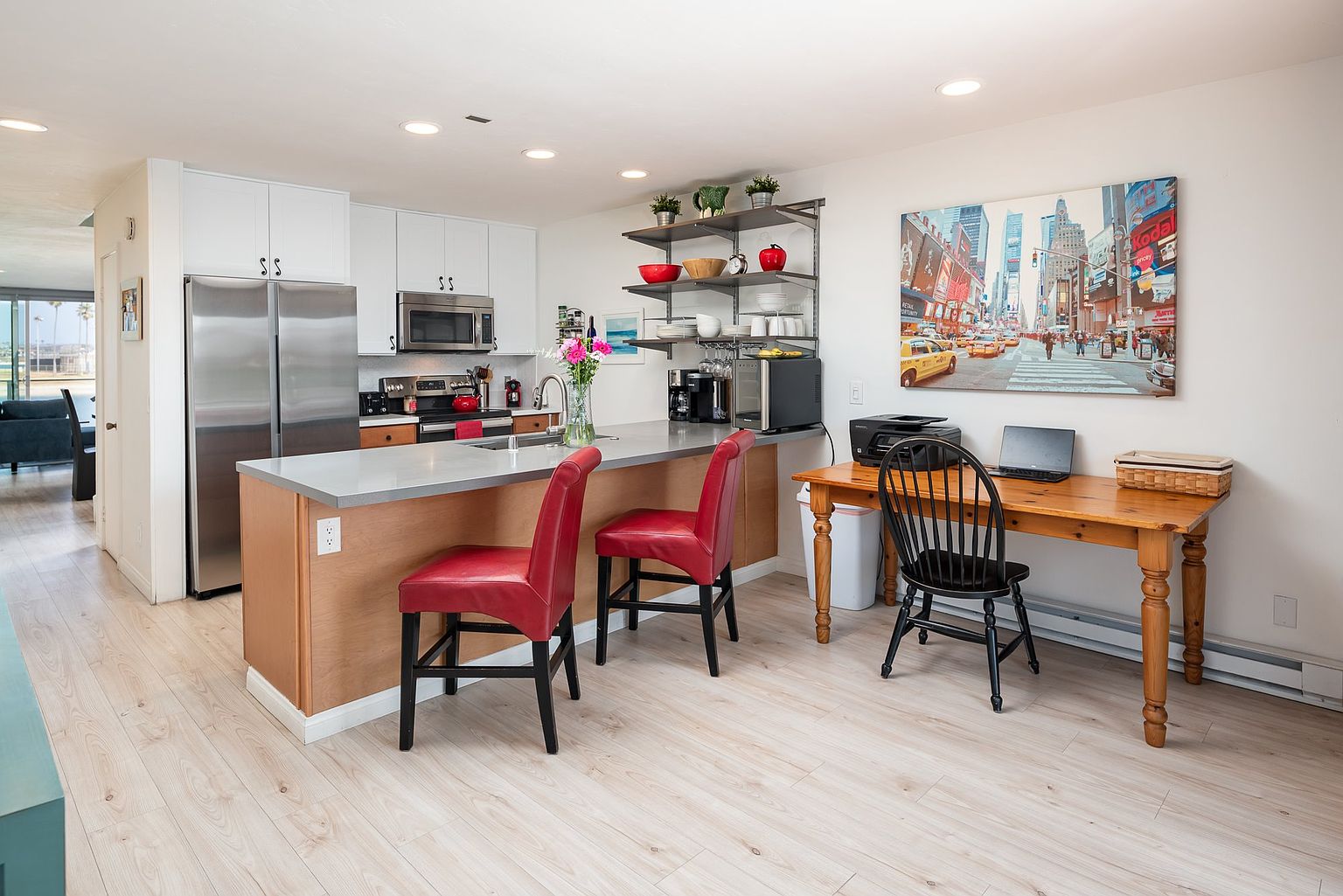 3750 Bayside Walk photo 5