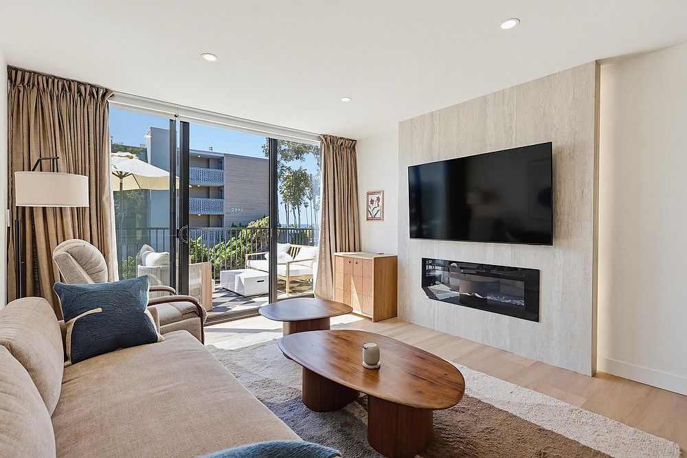 2999 Mission Blvd photo 5