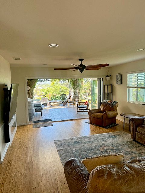 3603 Tomahawk Ln photo 5
