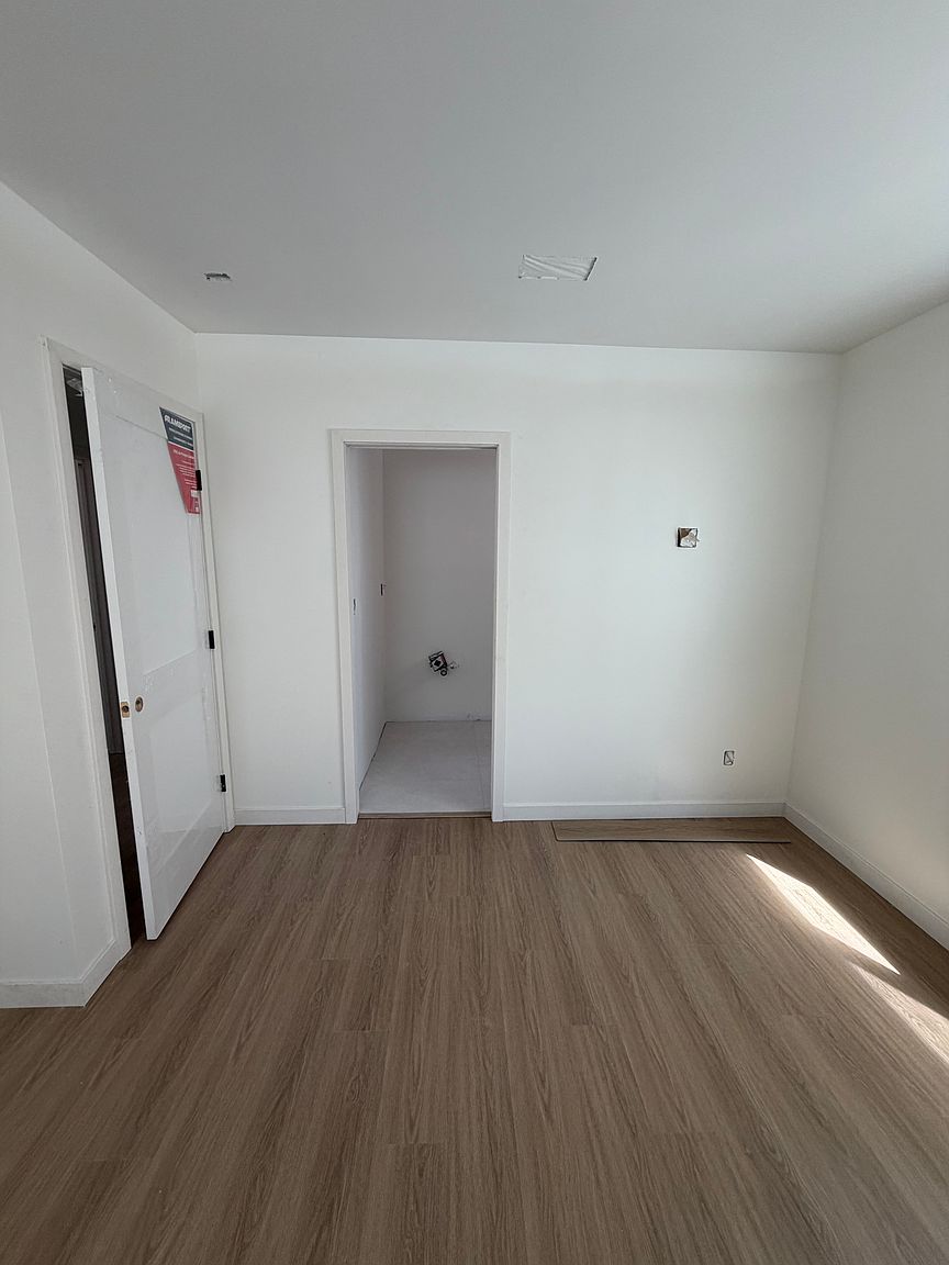 3835 Baker St photo 4