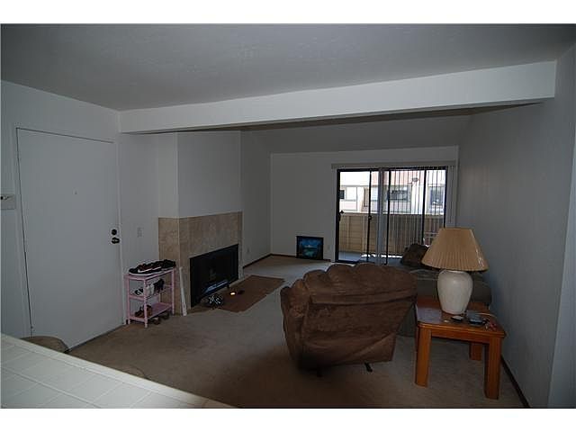 9149 Village Glen Dr photo 5