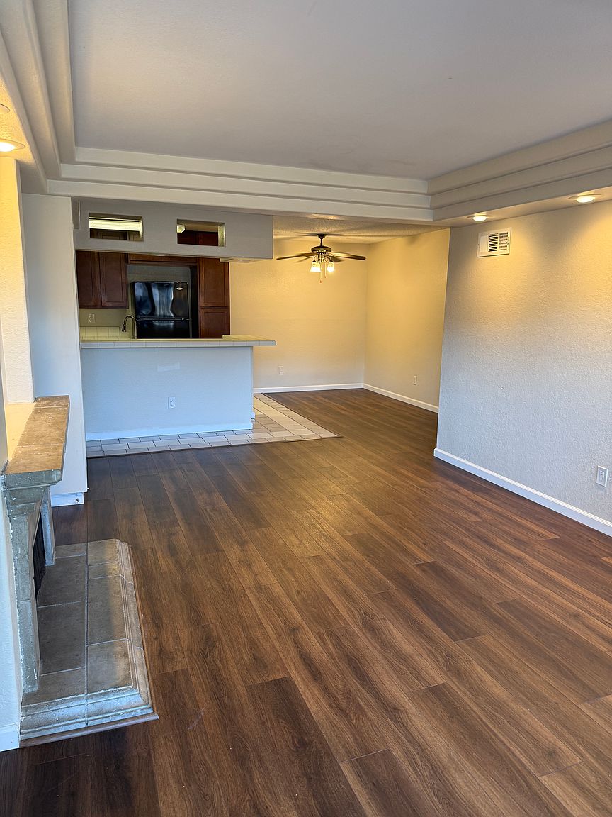 9120 Gramercy Dr photo 3