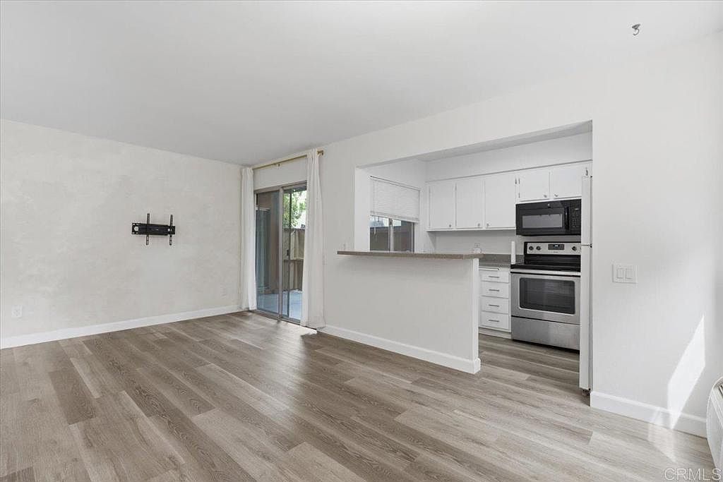 7980 Mission Center Ct photo 3