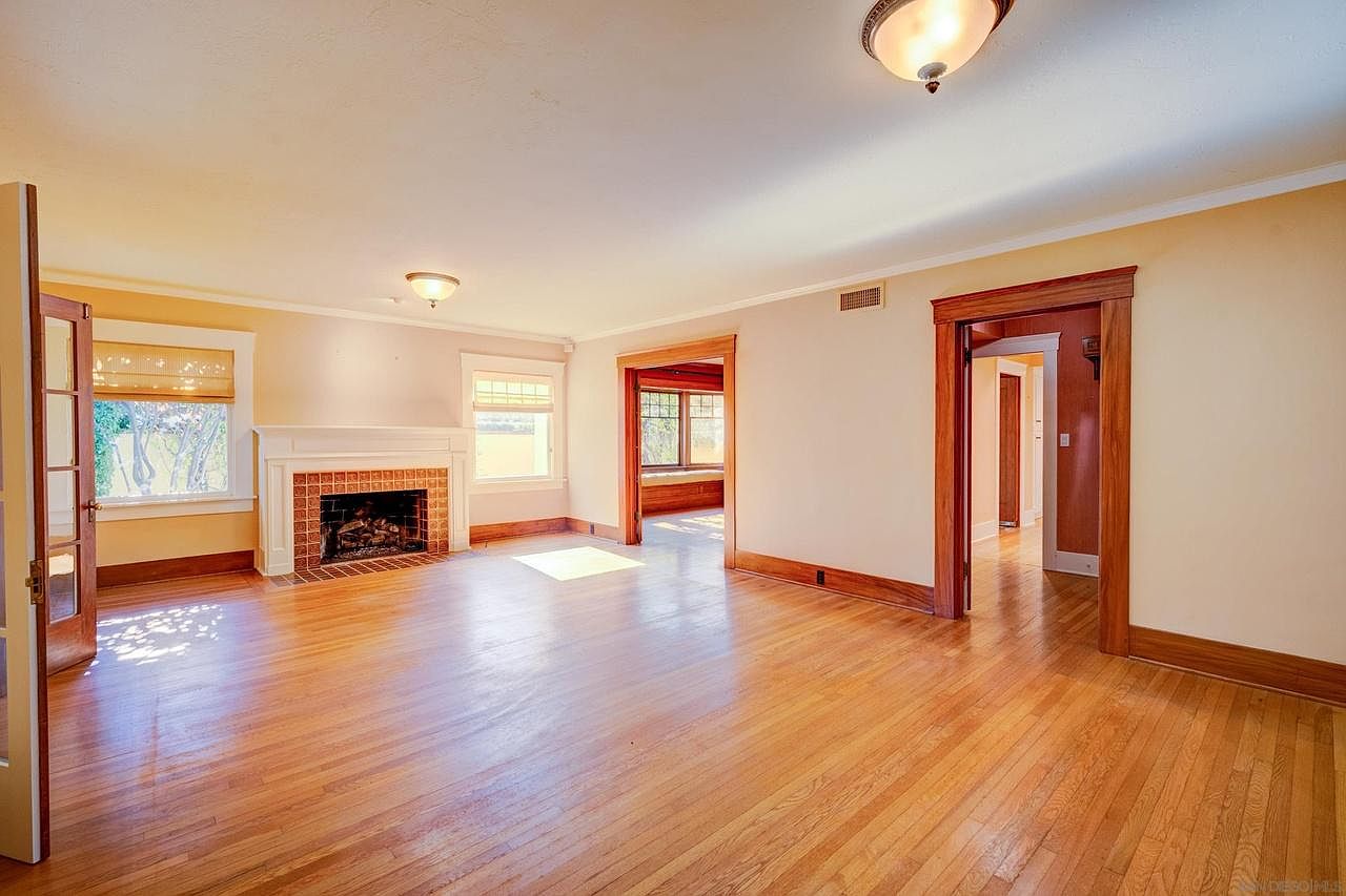 4204 Arden Way photo 5