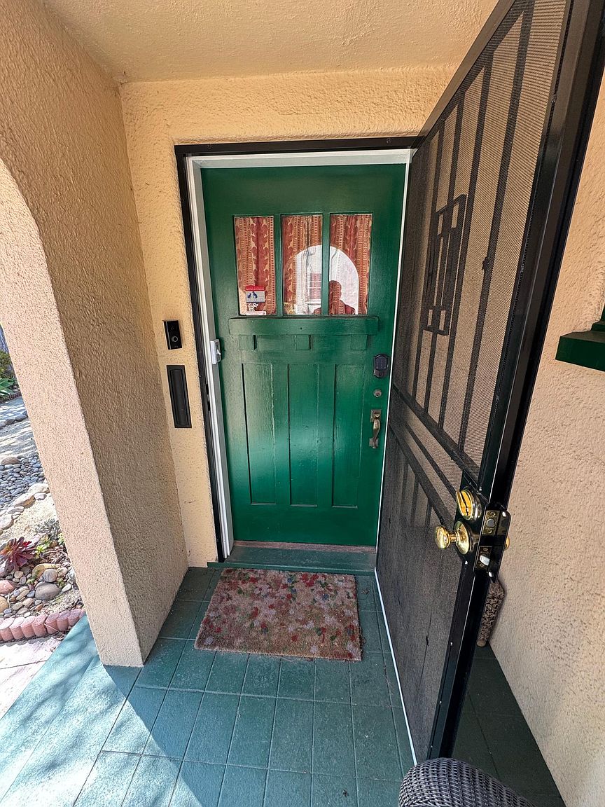 4236 3rd Ave photo 4