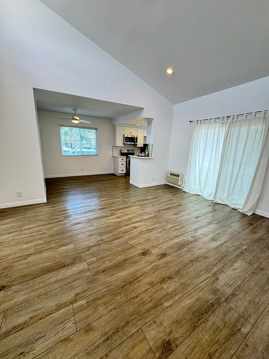 4659 Texas St photo 4