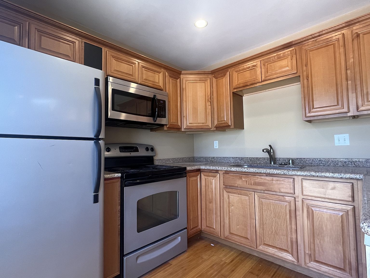 4525 Oregon St photo 5