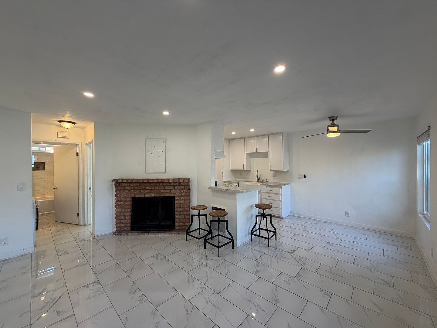 4185 Louisiana St photo 5