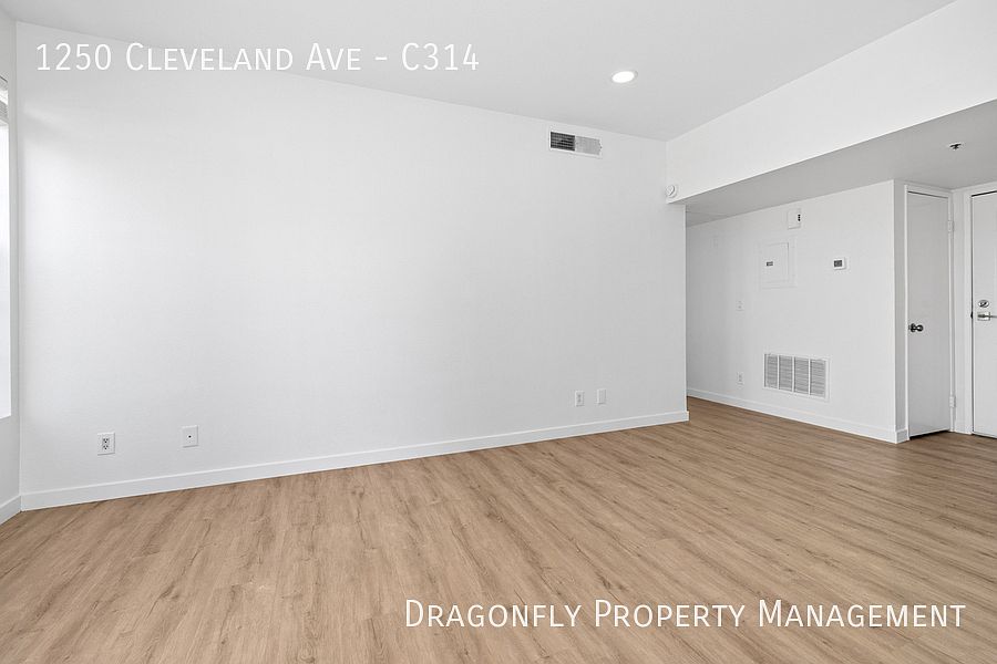 1250 Cleveland Ave photo 5