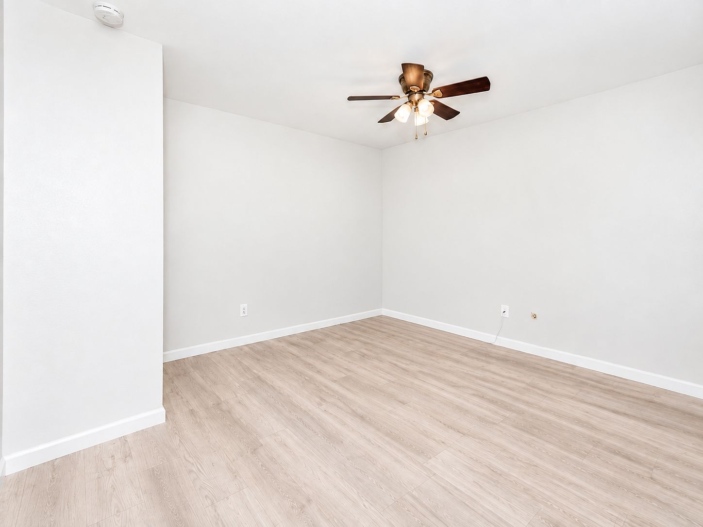 3738 33rd St photo 3