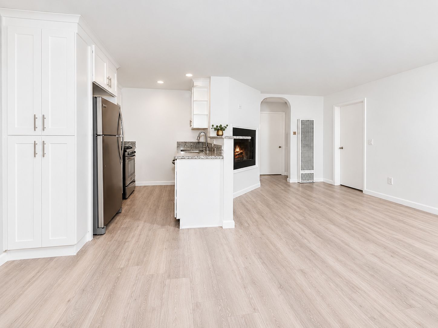 3738 33rd St photo 2