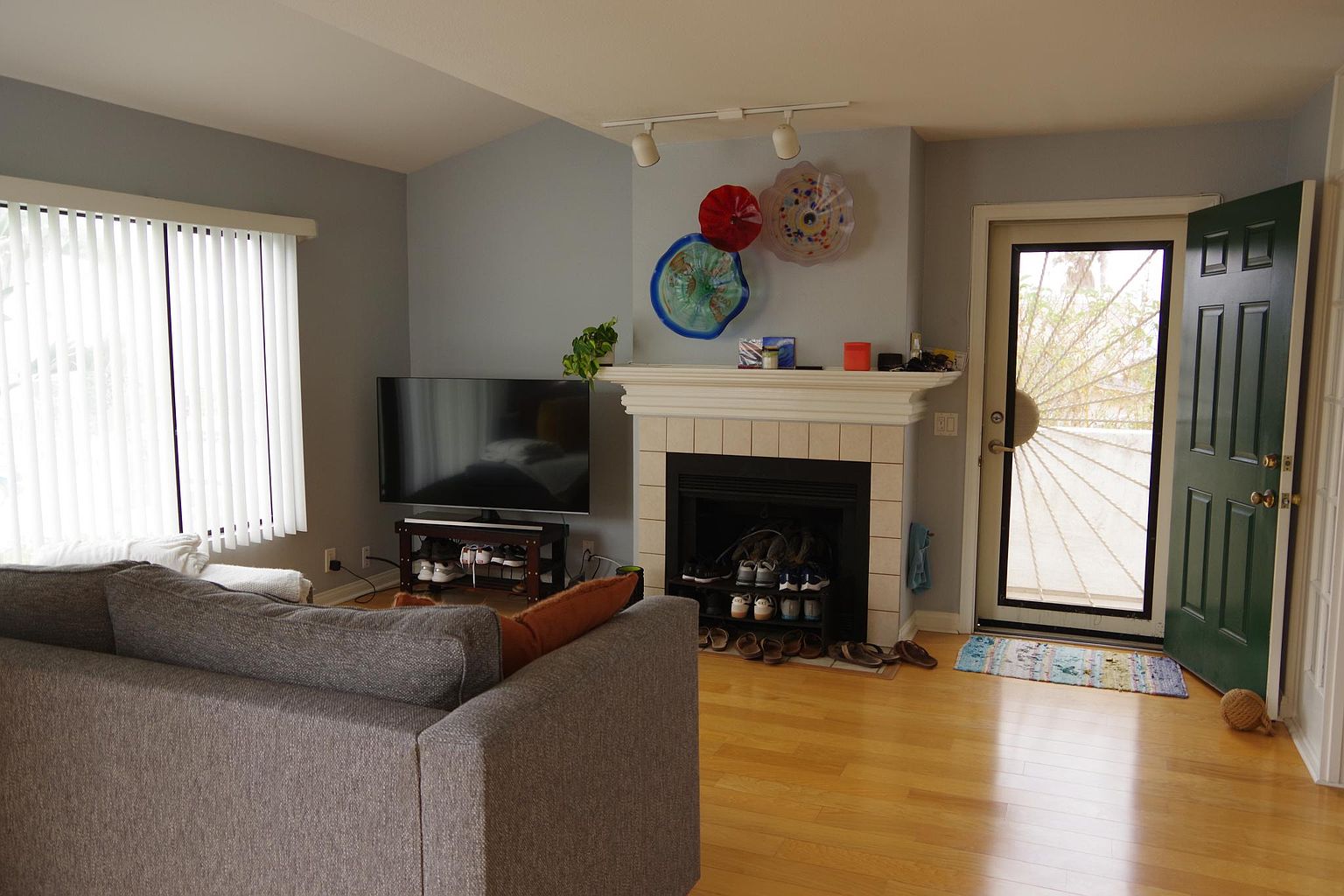 5154 Long Branch Ave photo 4