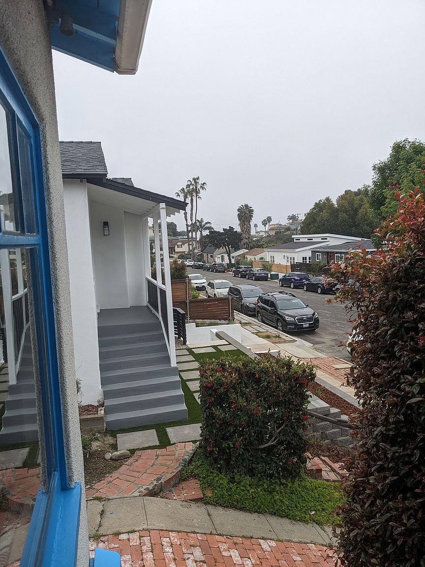 3546 Poe St photo 4