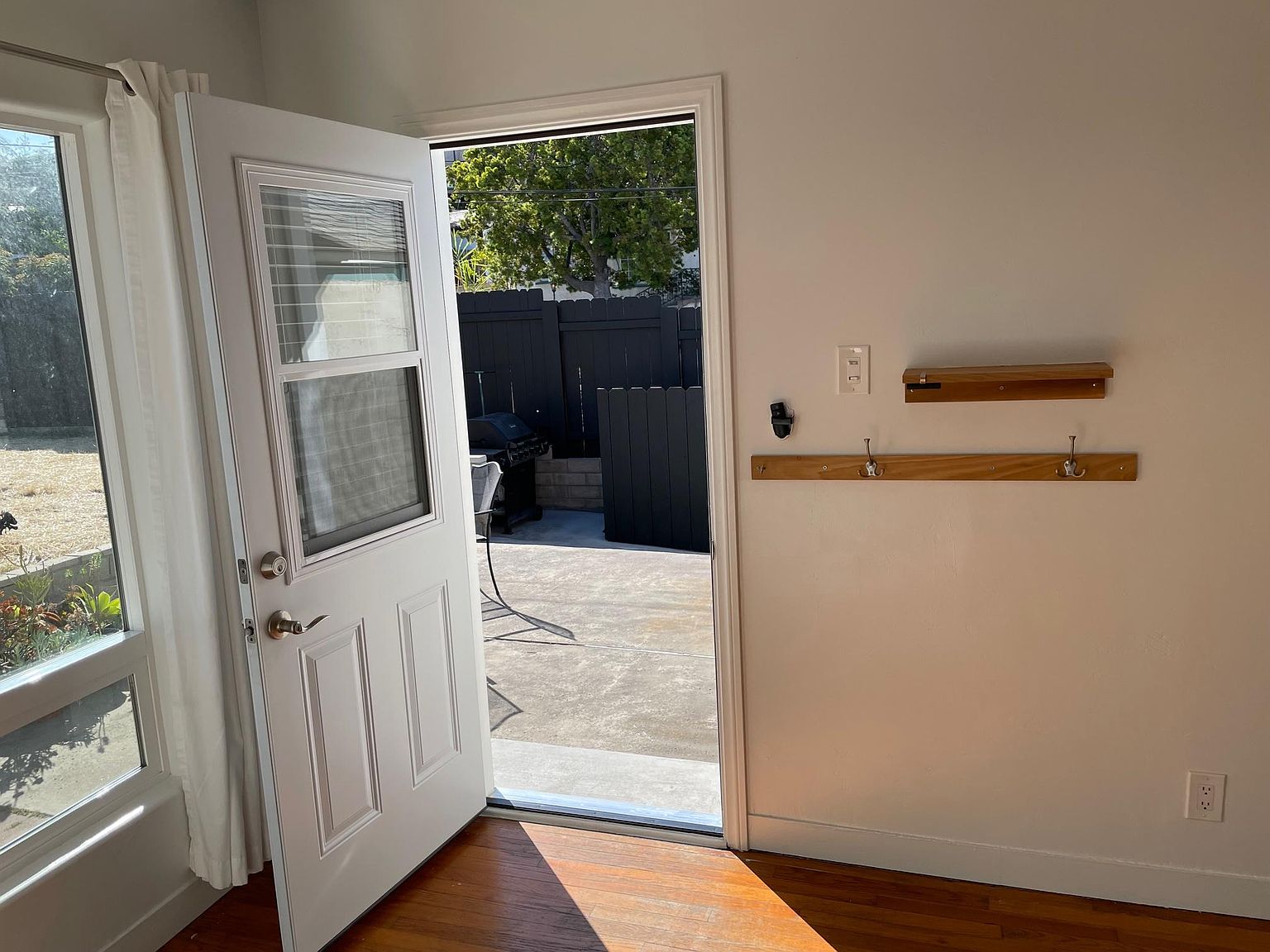 3604 Quimby St photo 5