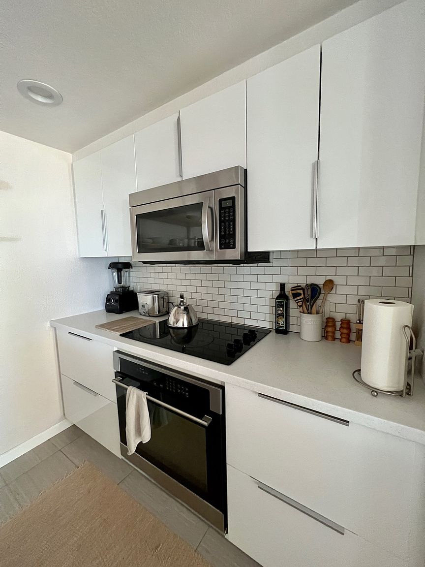1710 Torrance St photo 3