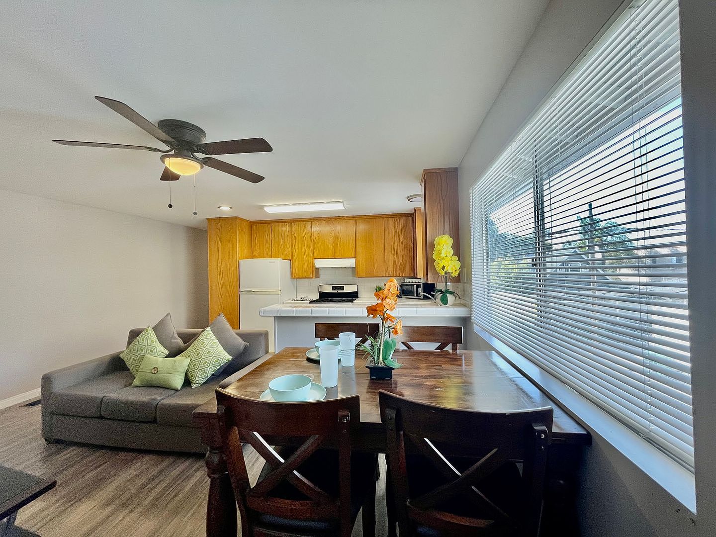 Front St Rentals photo 3