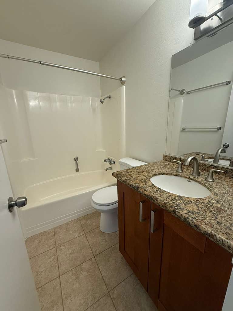 6554 Bell Bluff Ave photo 3