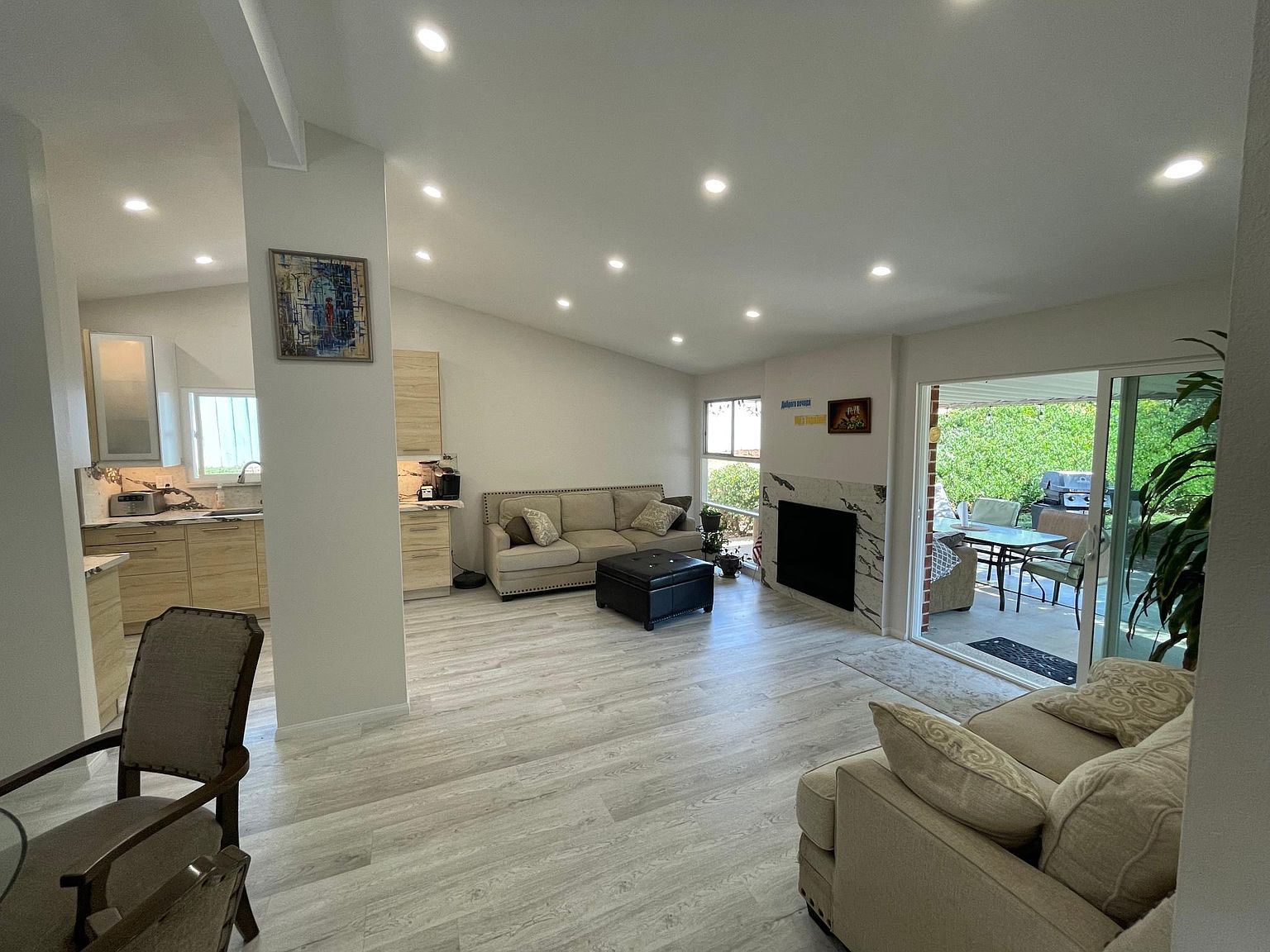 6363 Waterfall Pl photo 4
