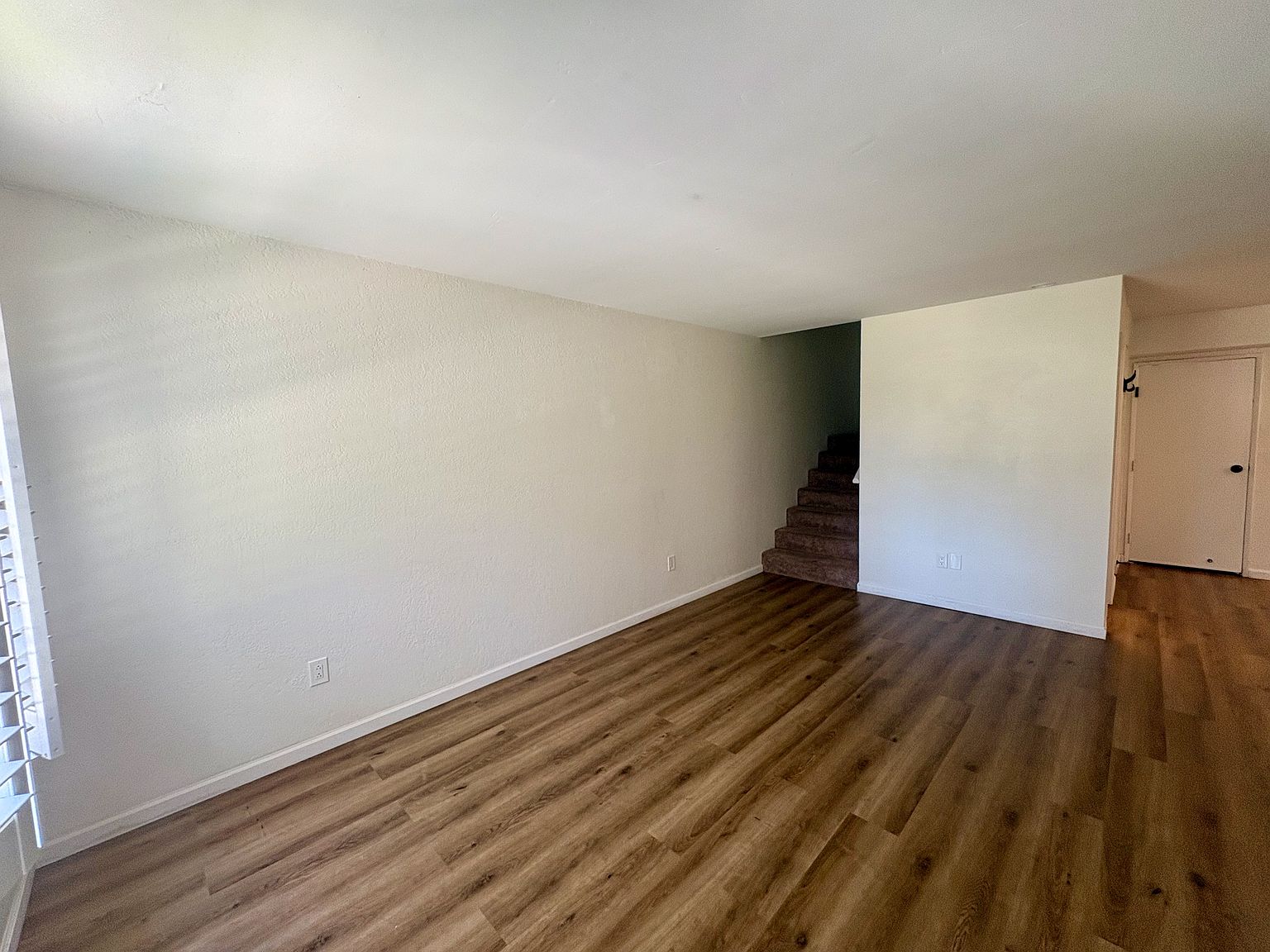 Sd: Spacious 2bd/2.5ba Home In Del Cerro With Fireplace, Private Balcony &amp; 2-car Garage photo 3