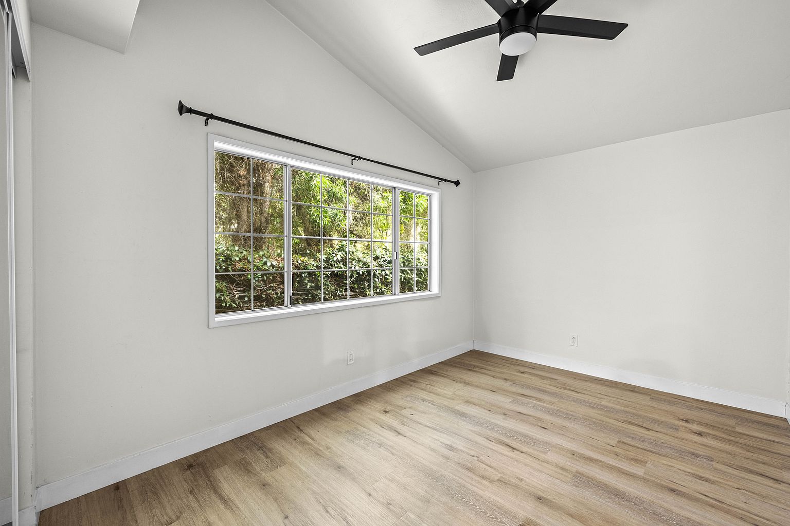 5348 Redding Rd photo 5