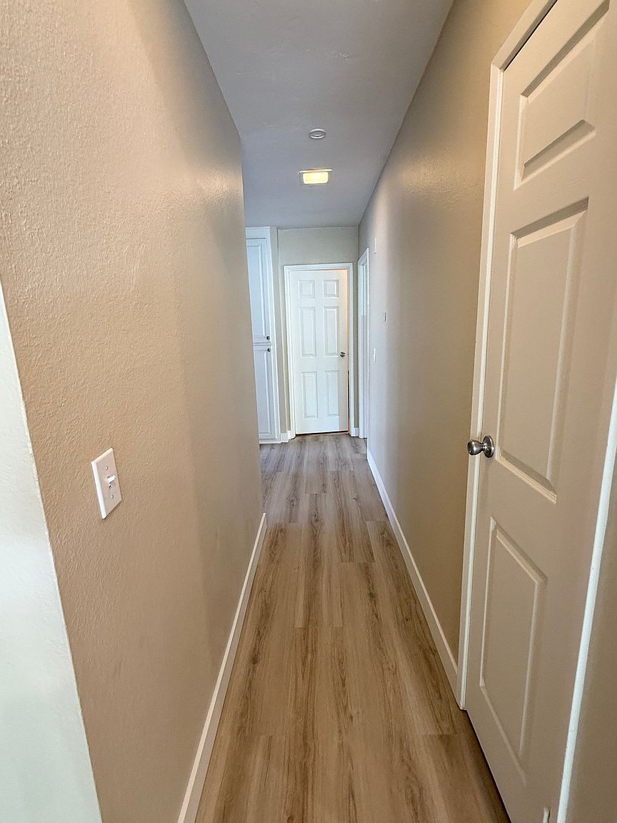 5452 Adobe Falls Rd photo 5