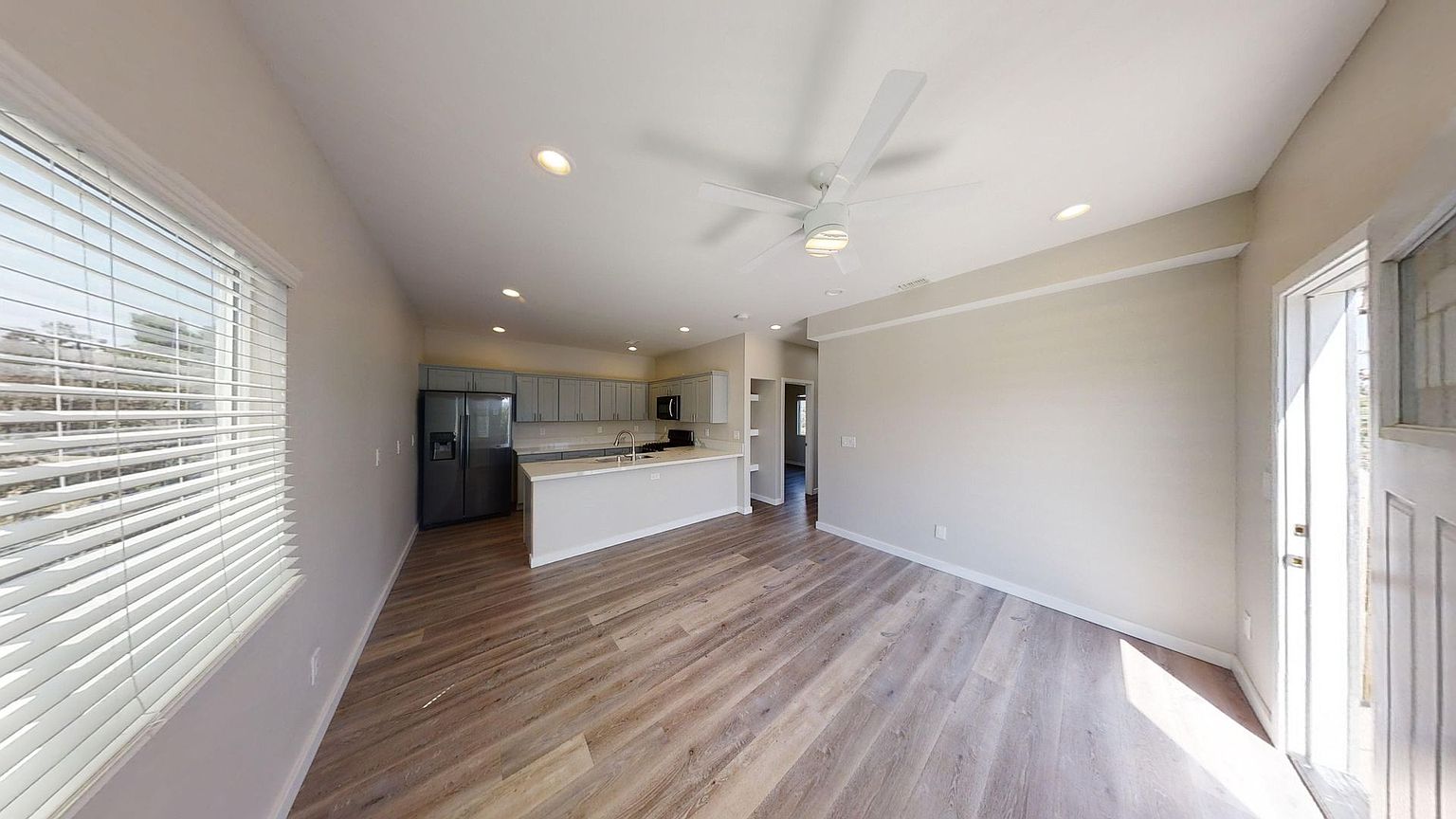 5327 W Falls View Dr photo 4