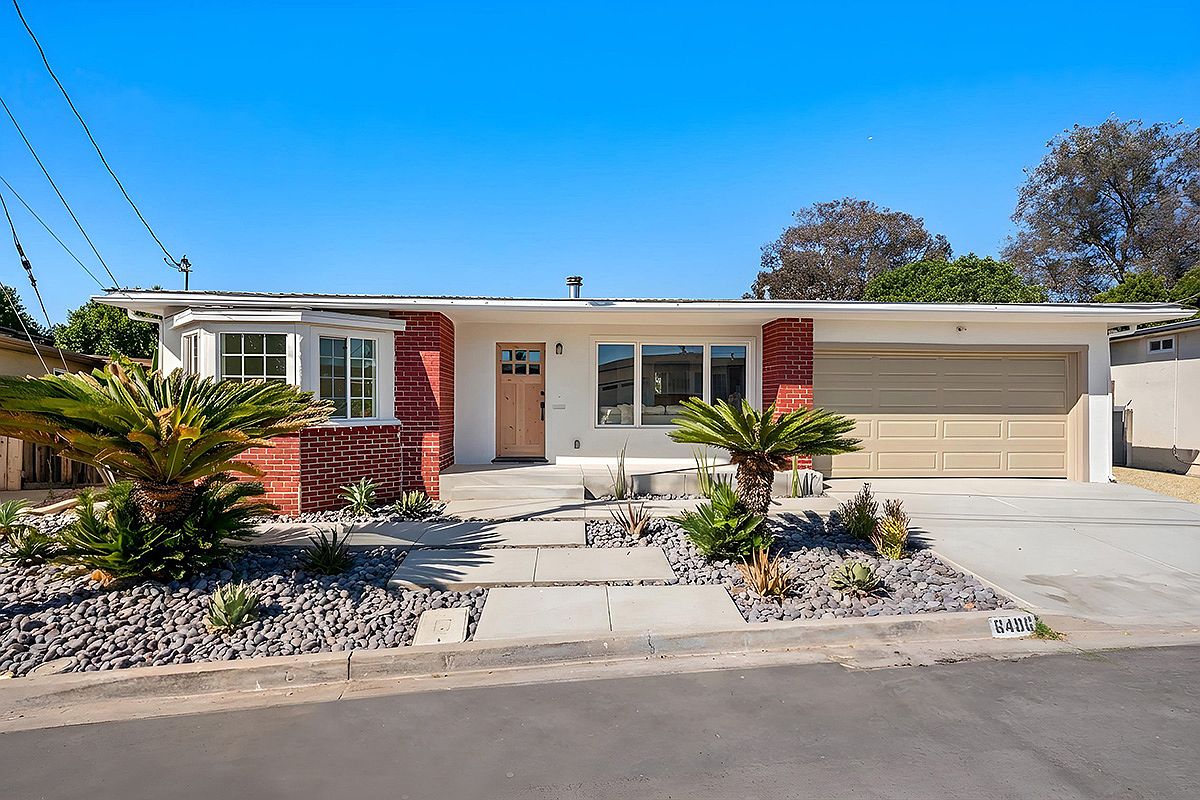 6496 Cleo St photo 2