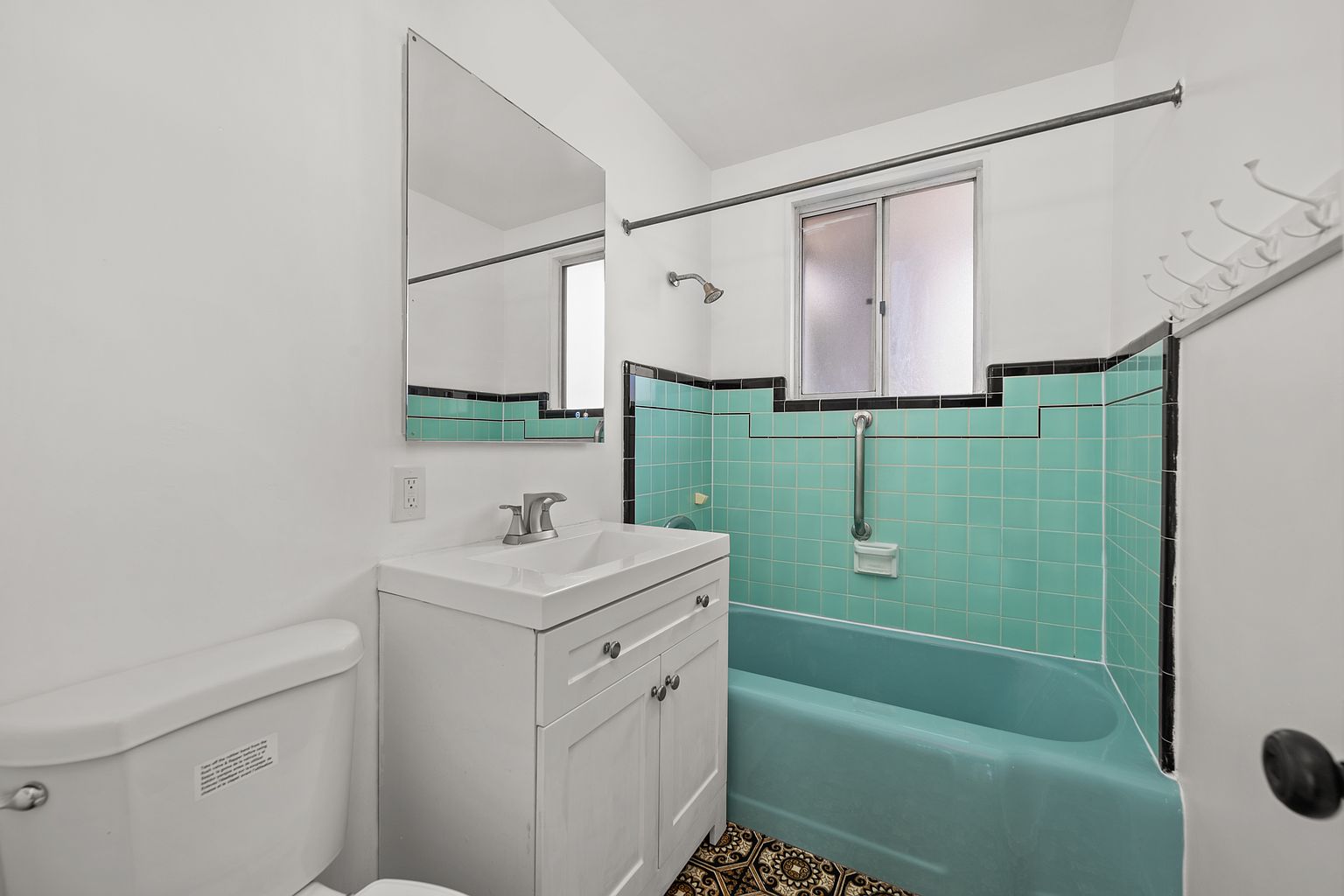 6467 Cleo St photo 5