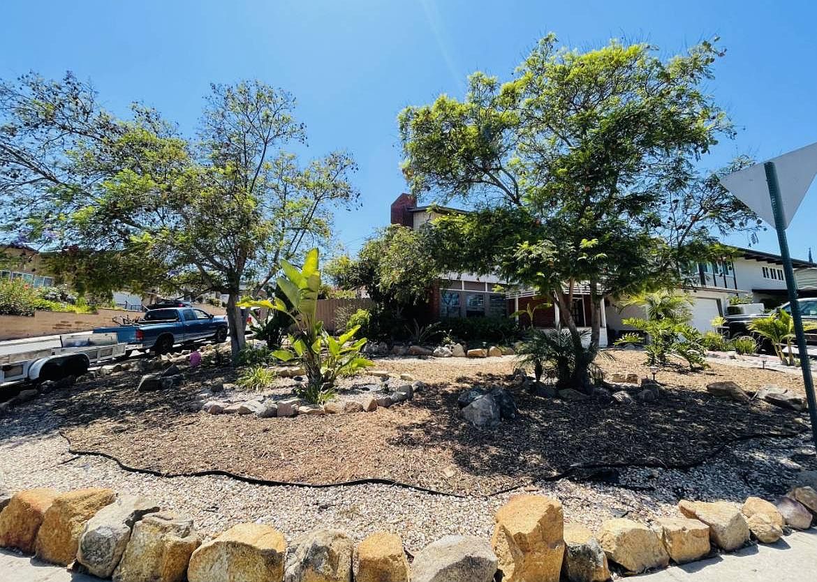 5576 Morro Way photo 3