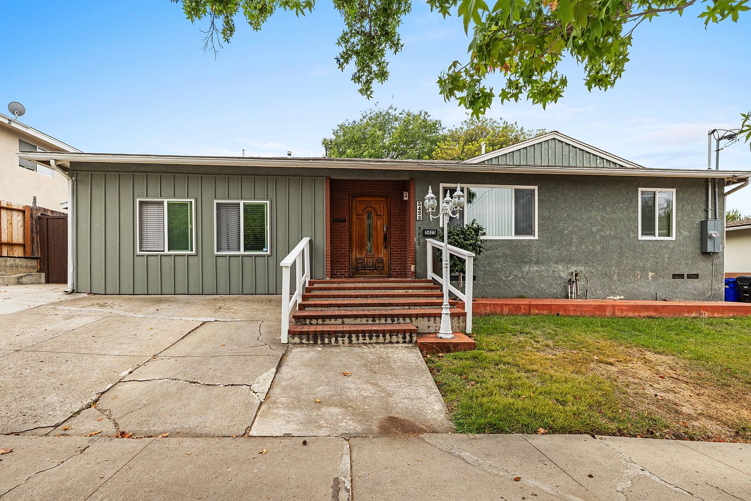 5423 Mary Lane Dr photo 2