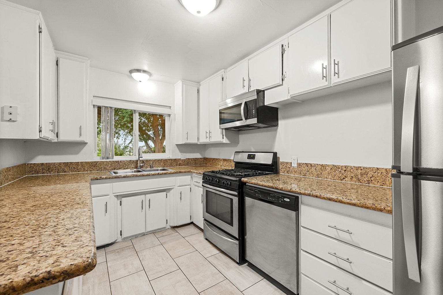 5423 Mary Lane Dr photo 3