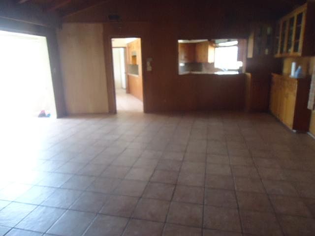 5555 Dorothy Dr photo 3