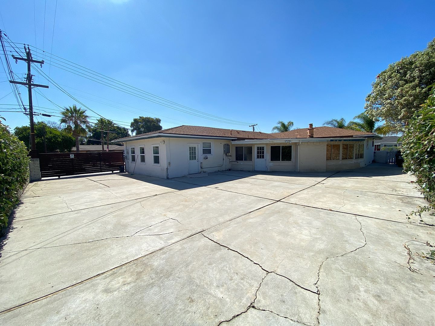 5754 Dorothy Dr photo 5