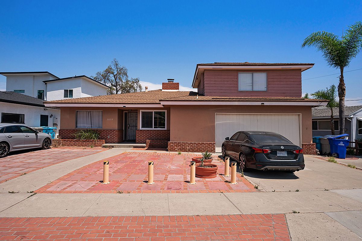 5039 Campanile Dr photo 2
