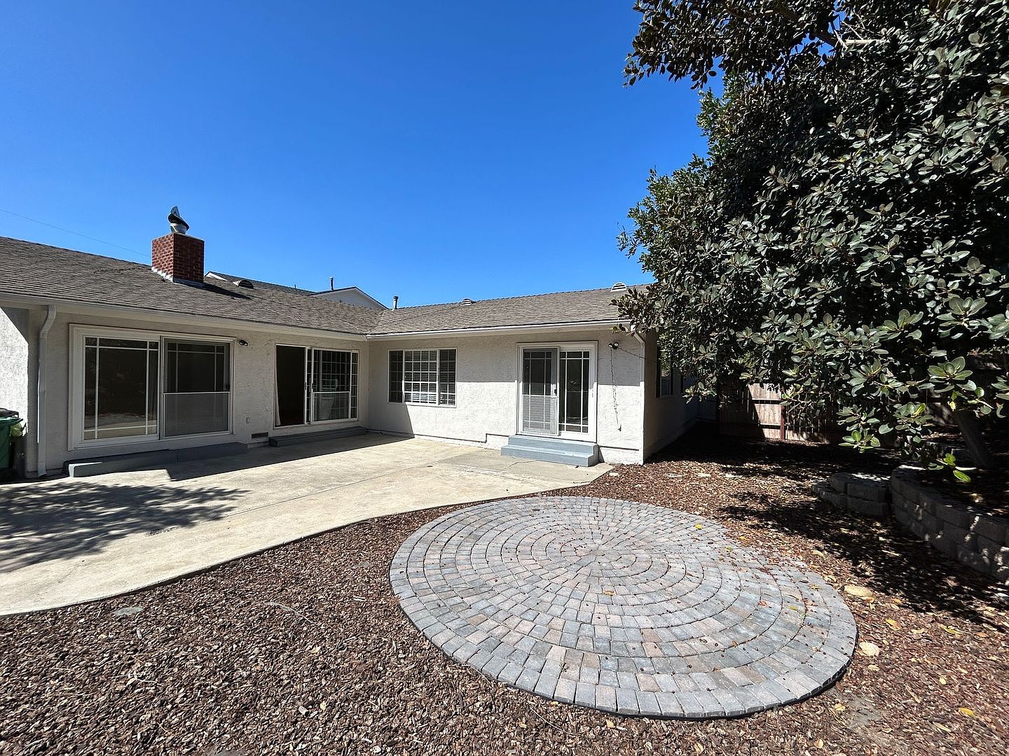 5230 Joan Ct photo 2
