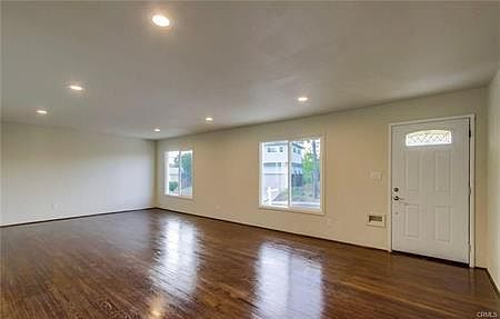 6117 Mesita Dr photo 2