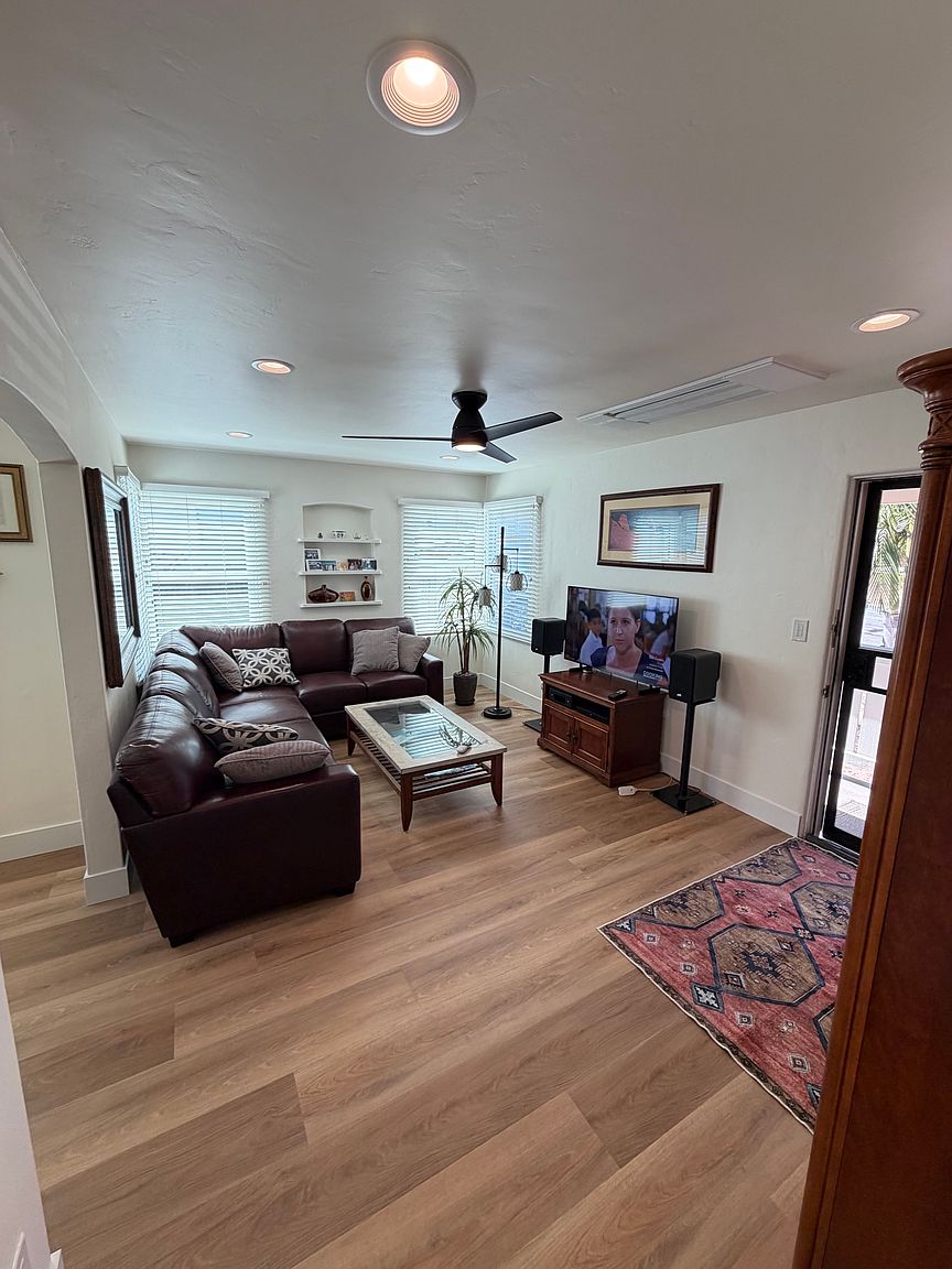 6031 Carol St photo 5