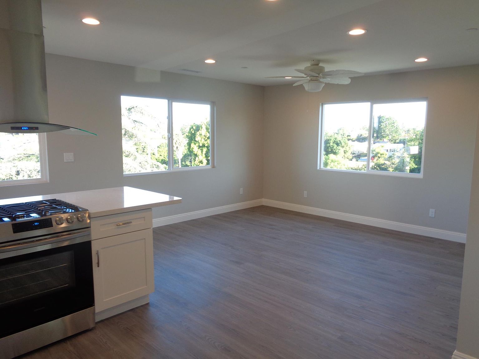 6731 Alamo Way photo 2